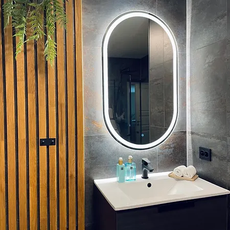 Lejlighed Cozy & Modern In The Heart Of